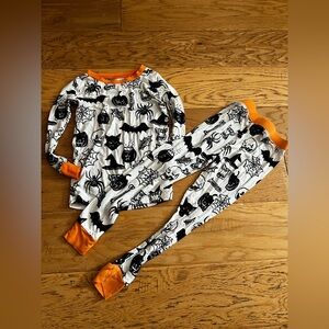 2T - LITTLESLEEPIES - Halloween Themed Pajama Set with Orange Accents